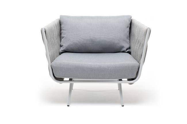 "Монако" кресло плетеное из роупа, каркас алюминий светло-серый (RAL7035) муар, роуп светло-серый 40 мм, ткань светло-серая "Монако" кресло плетеное из роупа, каркас алюминий светло-серый (RAL7035) муар, роуп светло-серый 40 мм, ткань светло-серая