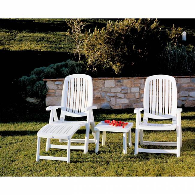 Столик пластиковый для лежака Rodi белый 460х460х400 мм Столик пластиковый для лежака Rodi белый 460х460х400 мм