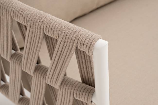 "Диего" диван 2-местный плетеный из роупа, каркас алюминий белый муар, роуп бежевый круглый, ткань бежевая 052 "Диего" диван 2-местный плетеный из роупа, каркас алюминий белый муар, роуп бежевый круглый, ткань бежевая 052